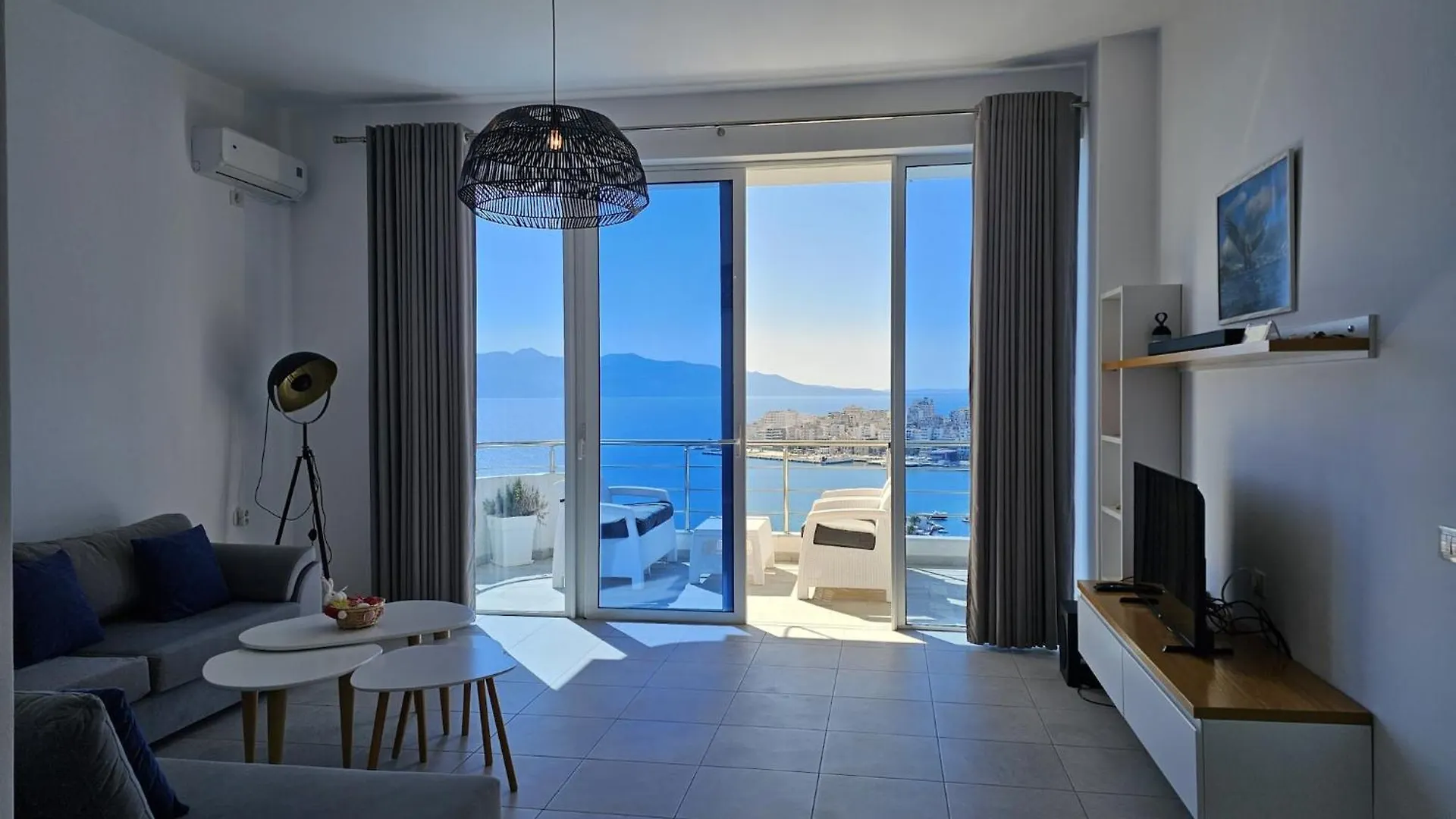 Bright & Modern Apartment With Terrace Sarandë 0*,  Albania